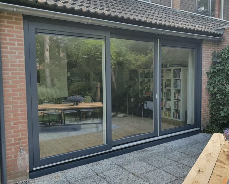 Waarom vakmanschap essentieel is bij kunststof kozijnen